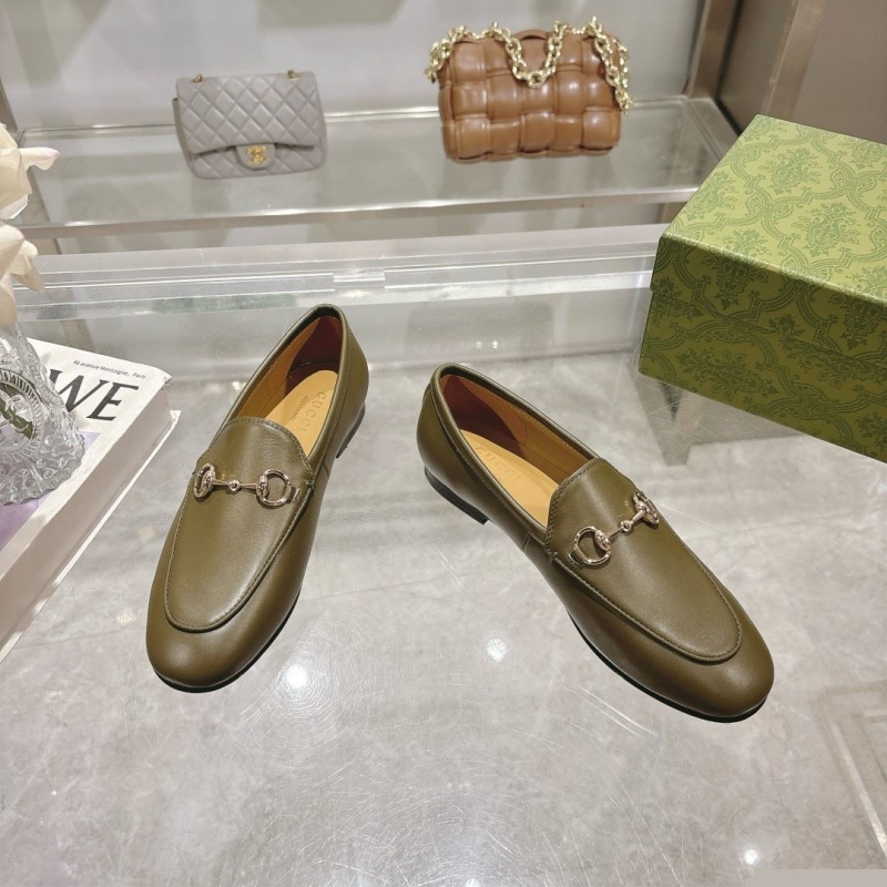 G*u*i leather shoes